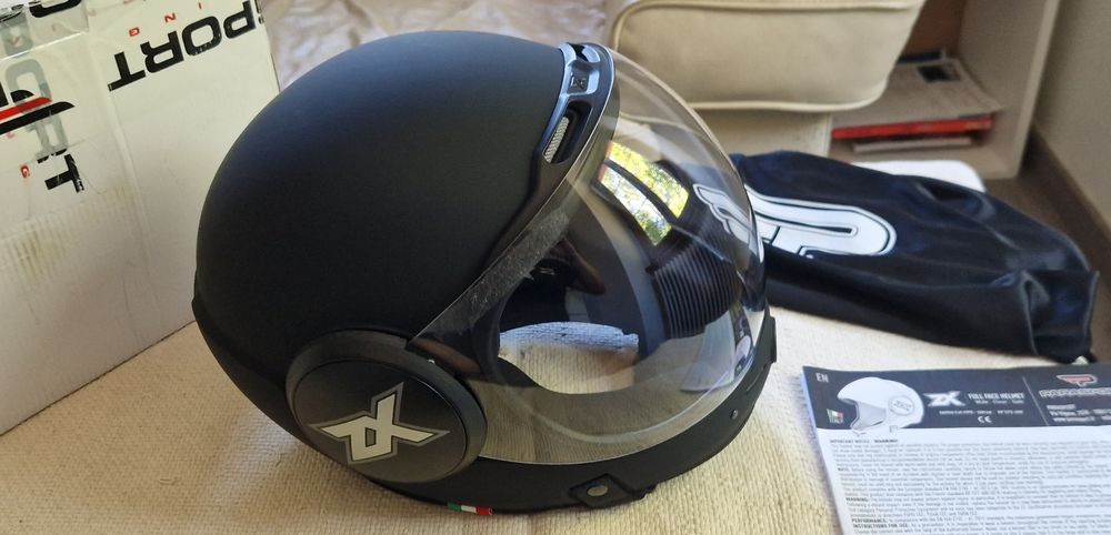 Casque int&eacute;gral Parasport ZX Sports