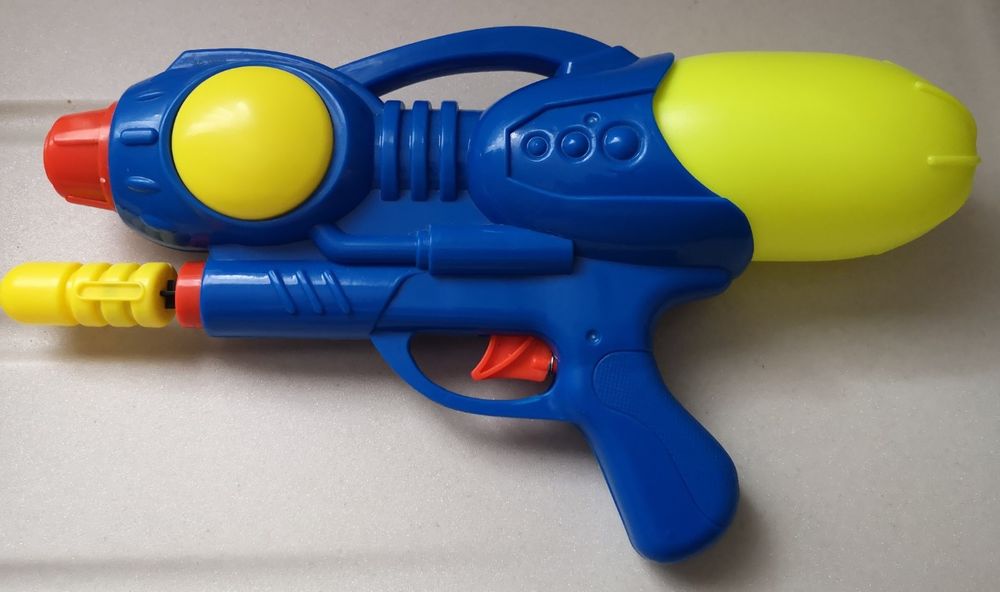 PISTOLET &Agrave; EAU - Jeu d'enfant
Jeux / jouets