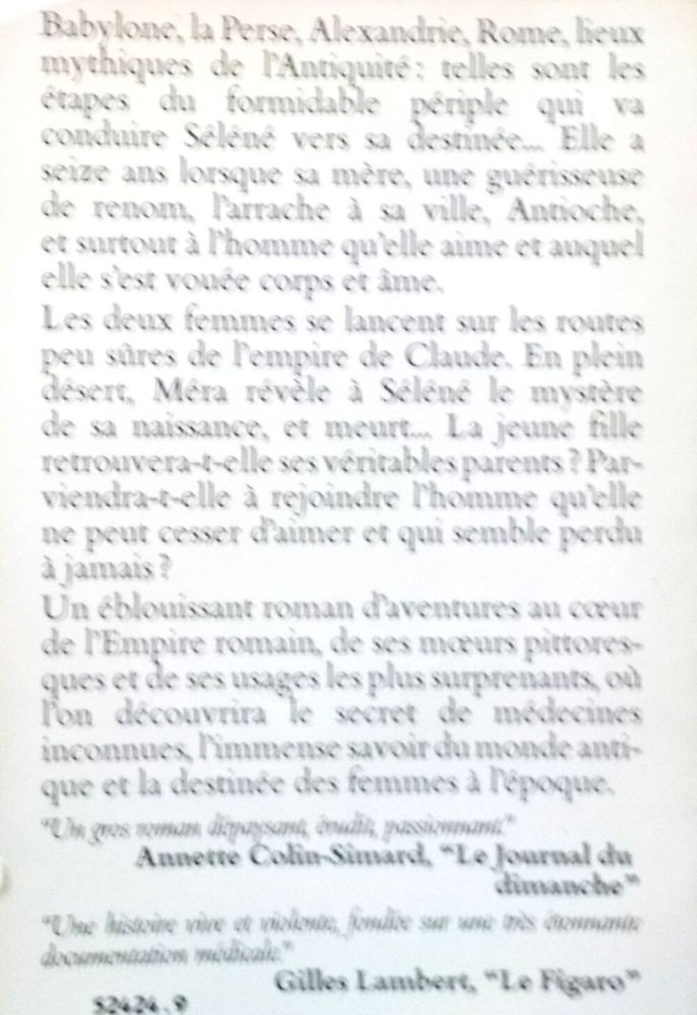 SELENE de Barbara WOOD Ed. Presses Pocket Livres et BD