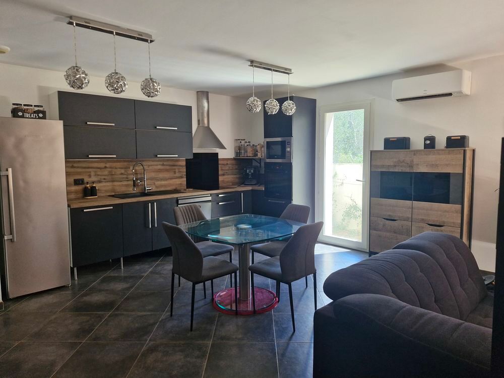 Vente Maison Maison 116m2 - 3 chambres + bureau - DPE B - Plain pied Gallargues-le-montueux