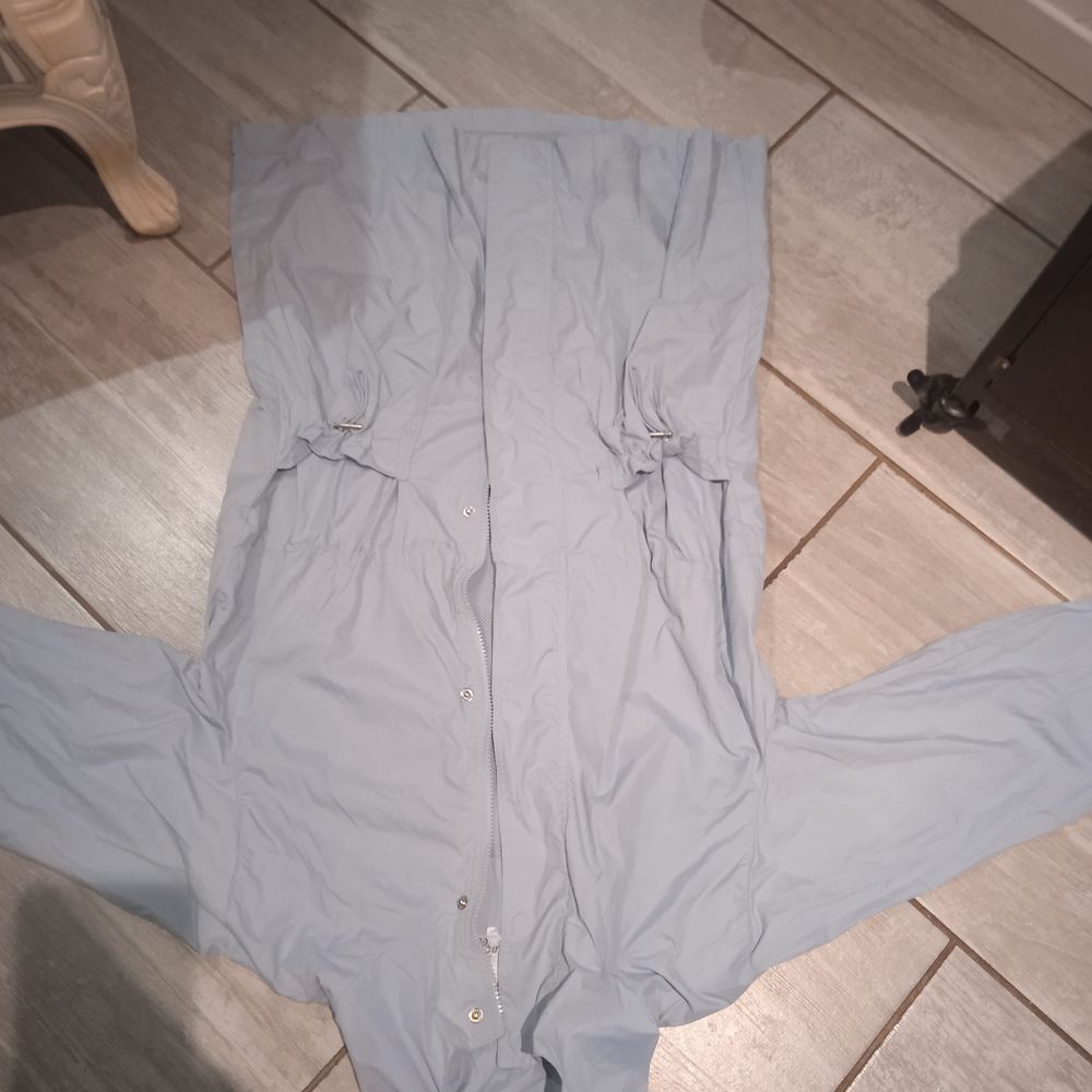 Coupe vent &agrave; capuche ceinture &agrave; la taille bleu clair Taille Vêtements