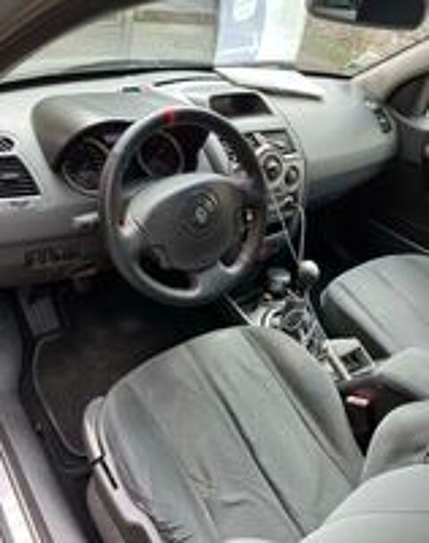 M&eacute;gane II M&eacute;gane 1.9 dCi 120 Confort Authentique 2004 occasion 46100 Figeac