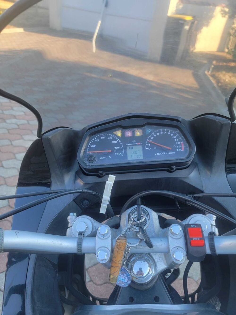 HONDA 2001 occasion 86100 Ch&acirc;tellerault