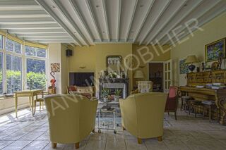  Maison � vendre 9 pi�ces 280 m�