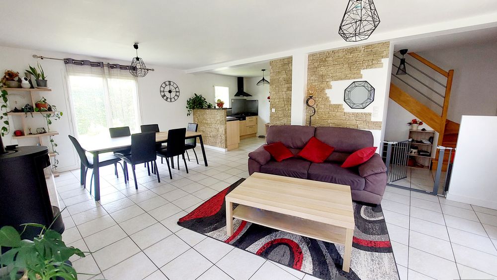 Vente Maison Maison 5 pièces- 3chambres + grand bureau- proche centre La bouëxière