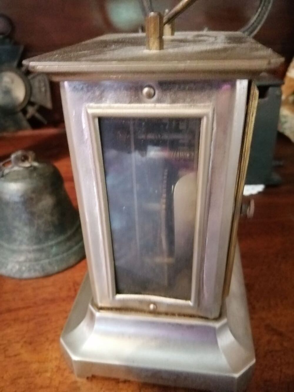 Horloge de table de chevet vintage 