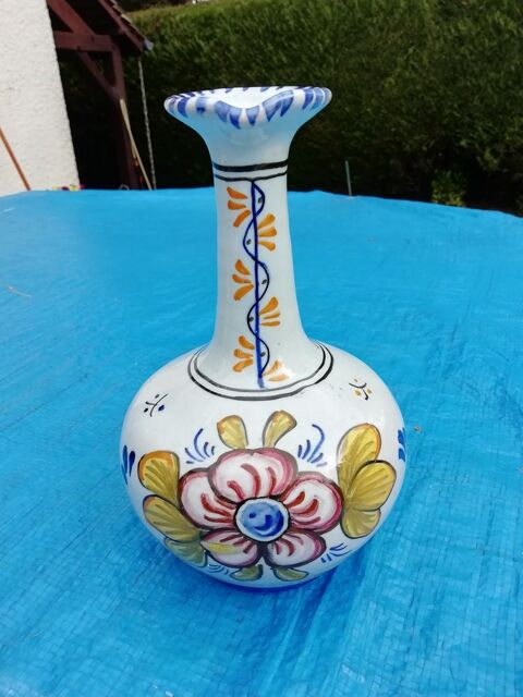 Pichet/aigui�re (avec anse) origine Espagne 15 L�signy (77)