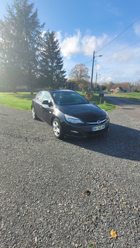 Opel astra 1.4 Turbo 120 ch Start/Stop Cosmo