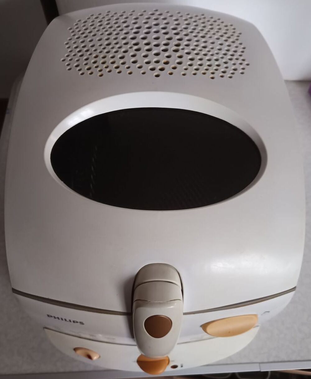 Friteuse Philips Grande capacit&eacute; 2.5l 2000w Electroménager