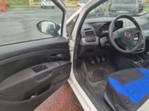 Punto 1.3 Multijet 16V 75 S&S DPF Cult 2011 occasion 86600 Coulombiers