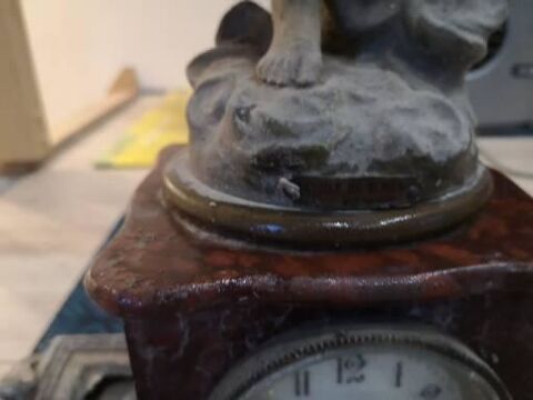 je une plaque en marbre et un rgule  restaur 0 Trith-Saint-Lger (59)