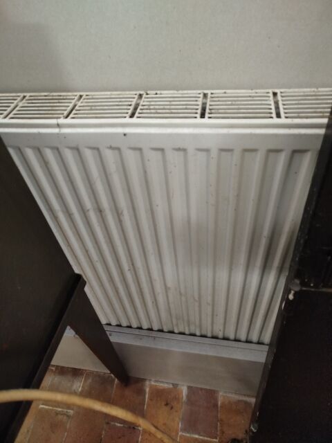 Radiateur en mtal blanc Chelles (77)
