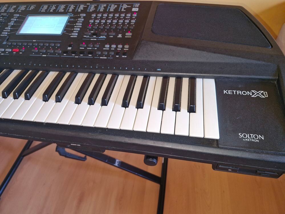 Clavier arrangeur Solton/Ketron X1 Instruments de musique