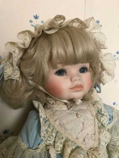 Grande poupee porcelaine -Collection d'occasion - - page 4