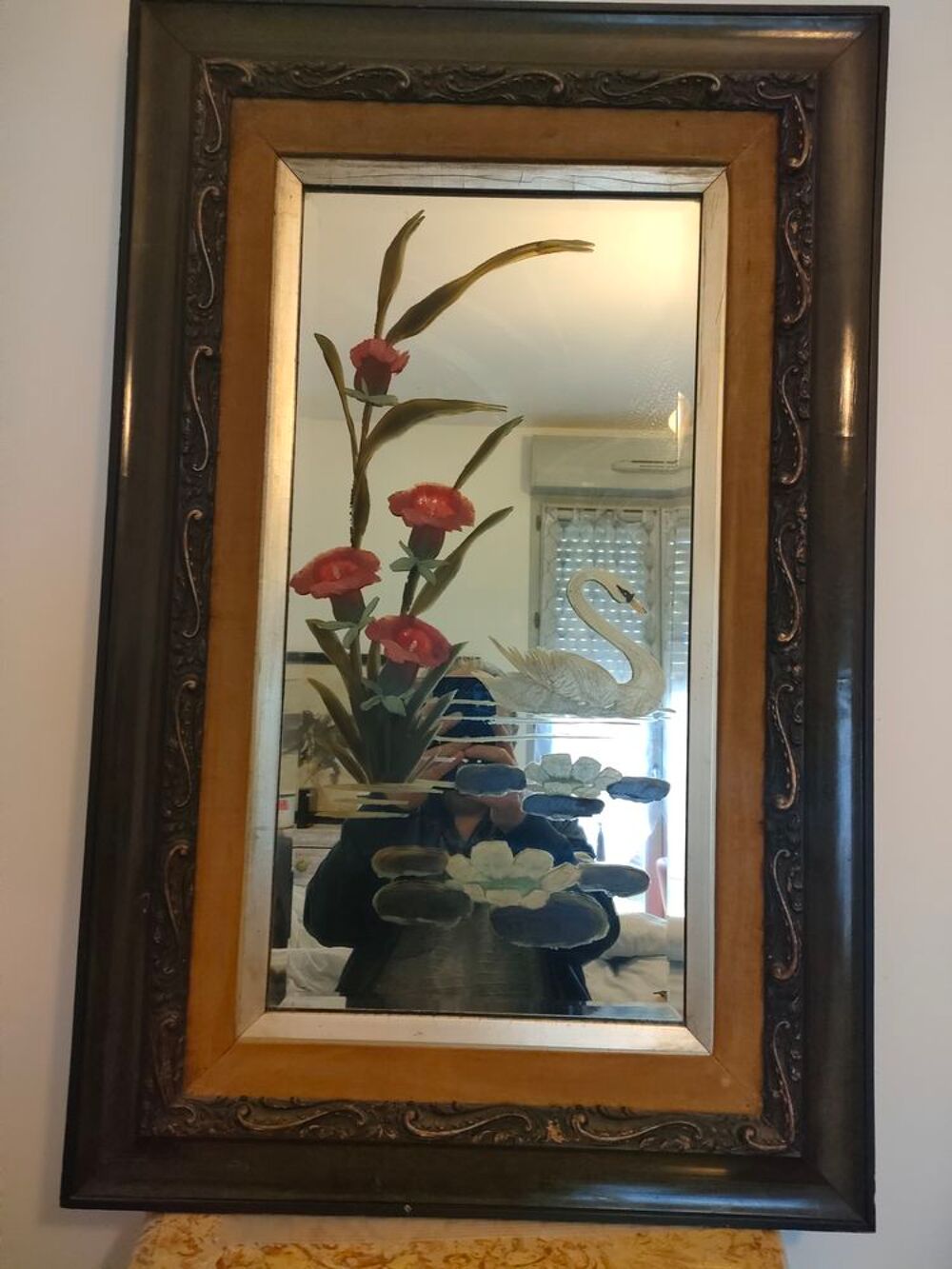 Tableau avec peinture sur verre. Décoration