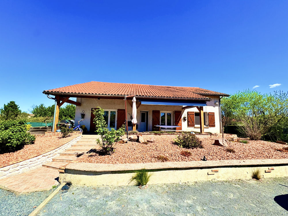 Vente Maison Maison d'exception ? 235 m² | Terrain arboré 2 556 m² | DPE Luzillat