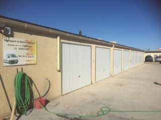  Parking / Garage � louer 1 m� Perpignan