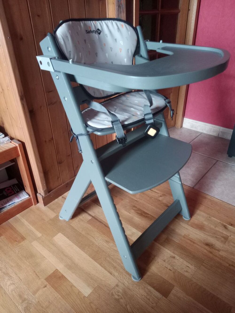 Chaise b&eacute;b&eacute; Puériculture