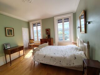  Appartement à vendre 7 pièces 241 m²