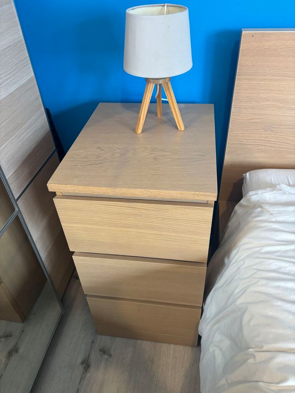 Lit Malm IKEA 140x200 Meubles