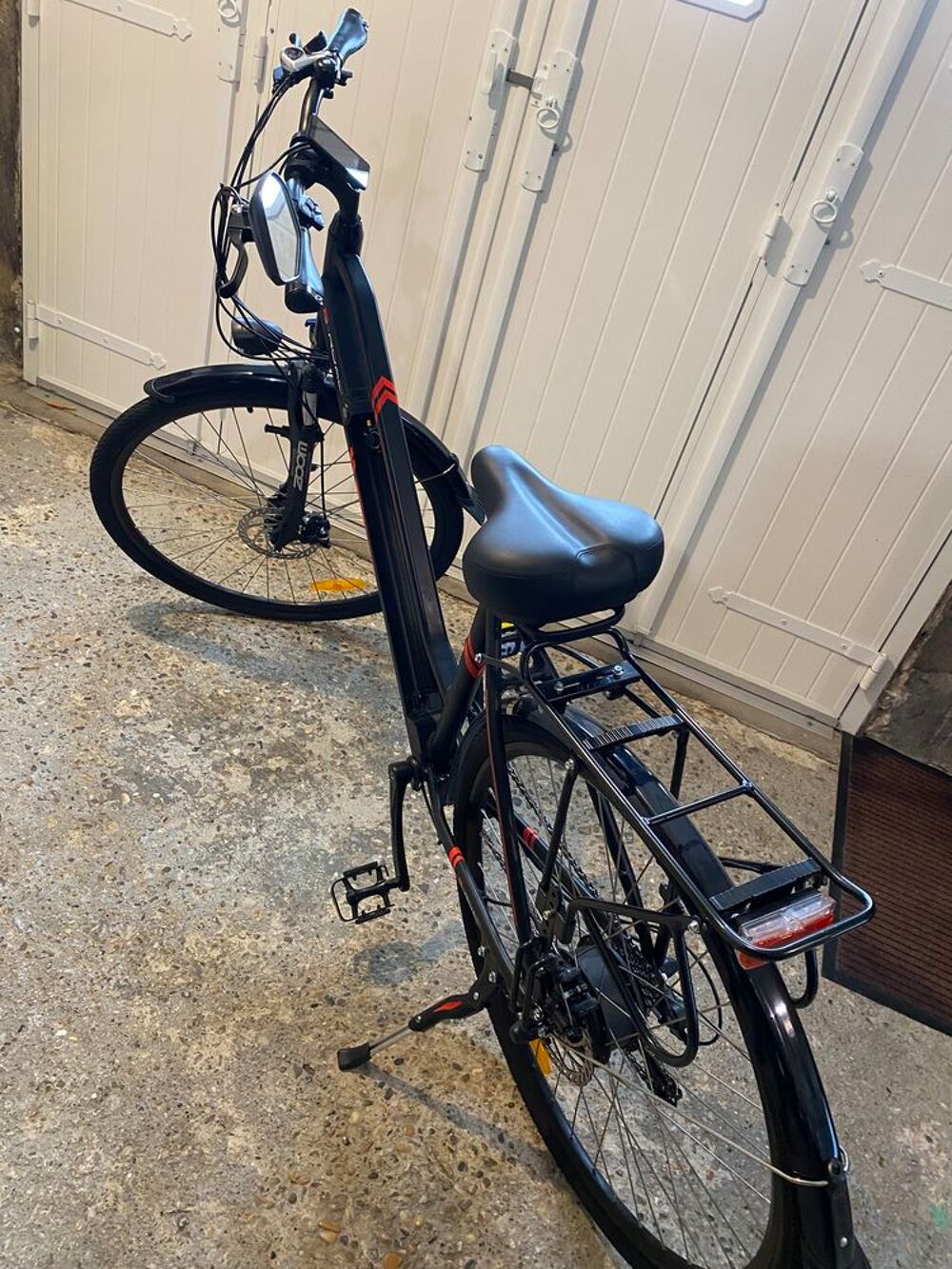 v&eacute;lo &eacute;lectrique femme V�los