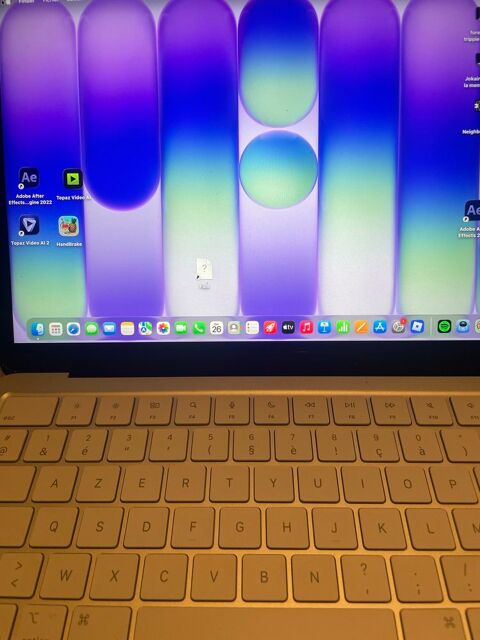 MacBook Neo 650 74700 Sallanches