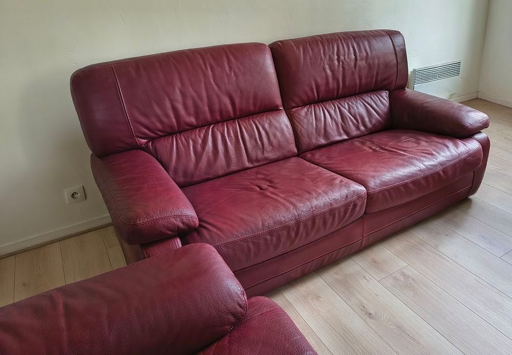 CANAPE + FAUTEUIL EN CUIR DE BUFFLE Meubles