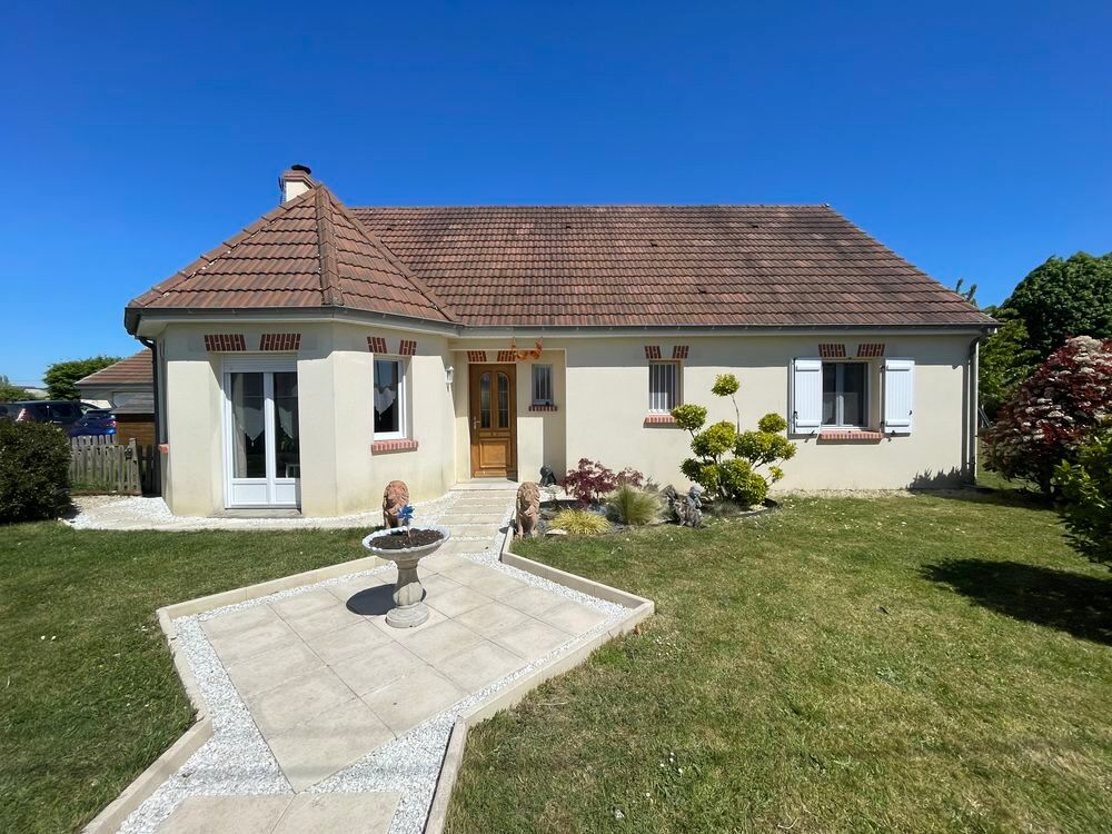 Maison 6 pièces 161 m² · à Chambon-la-Forêt · 161 m² · 268 500 €