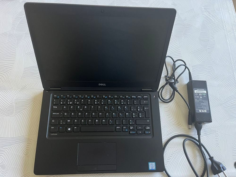 Ordinateur portable DELL Latitude 5490 Matériel informatique