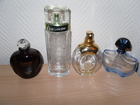Lot 4 Bouteilles de parfums (vide) de Luxe TBE 12 Neuville-de-Poitou (86)