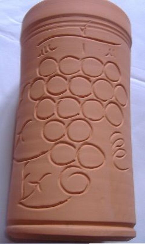 Brique a vin - neuve 20 Clermont-Ferrand (63)