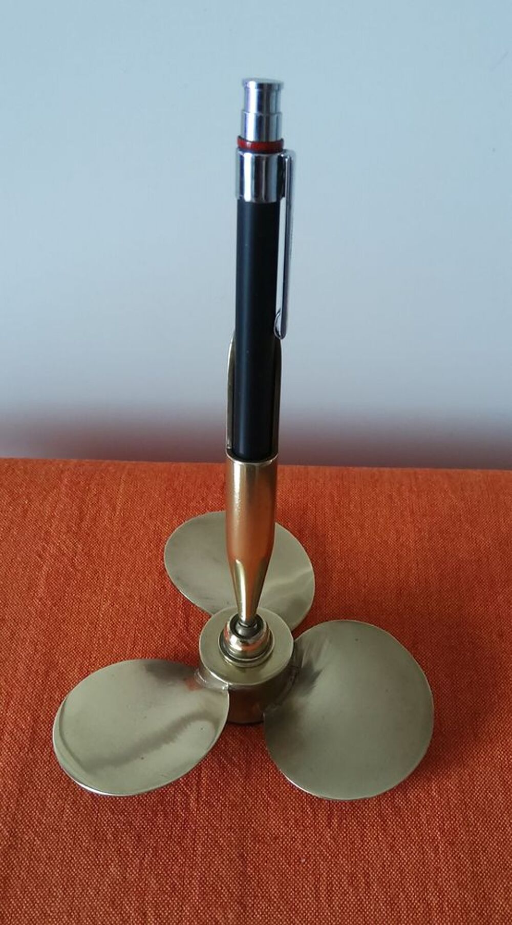 Porte stylo '' H&eacute;lice '' D�coration