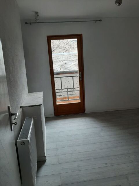   appartement 2 pi�ces + cuisine meubl�es Chamb�ry Appartement - 3 pi�ce(s) - 49 m�
