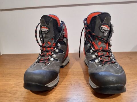 CHAUSSURES RANDONNEE POUR FEMME. Thionville (57)