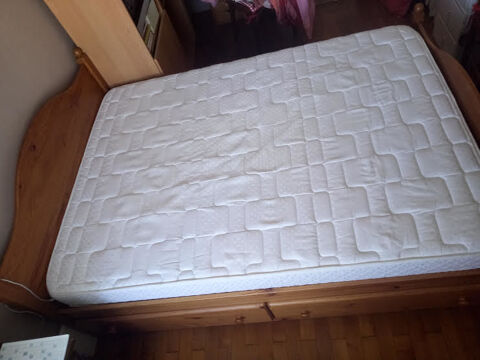 LIT ARMOIRE 140 250 Villeurbanne (69)