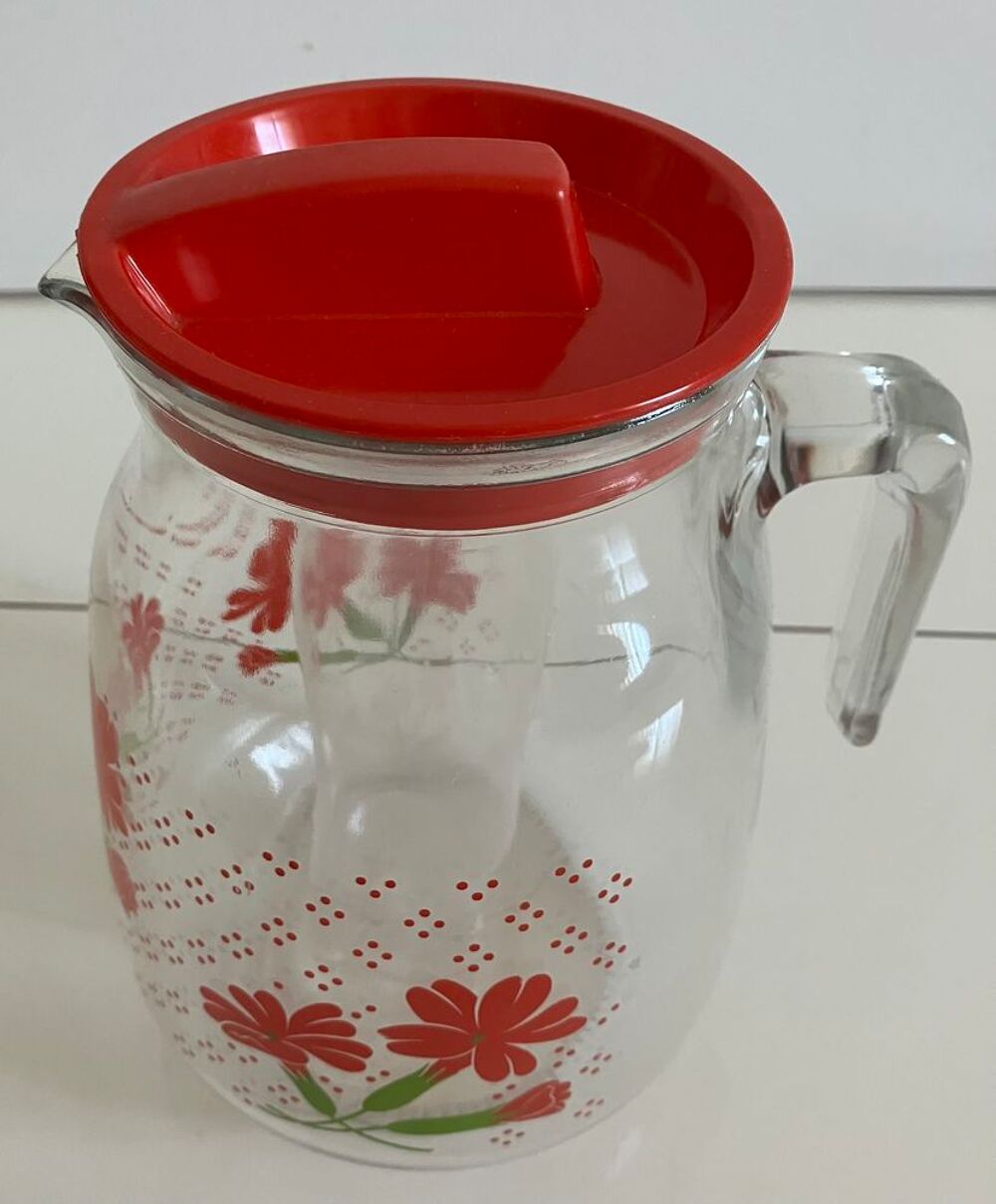 Grand pichet ancien (~1970), "CERVE", en verre + couvercle e Décoration