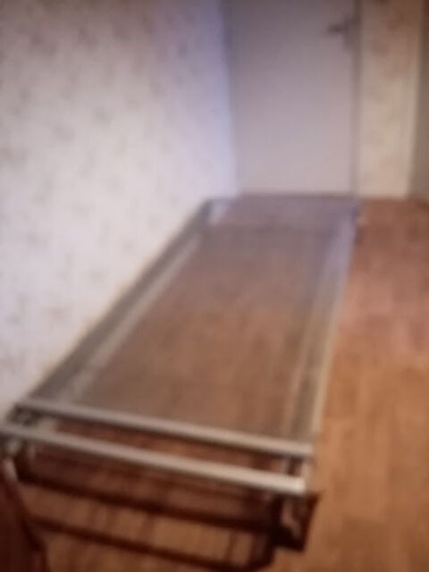SOMMIER MTALLIQUE AVEC PIEDS ET SON ENCADREMENT EN BOIS 0 Toulouse (31)