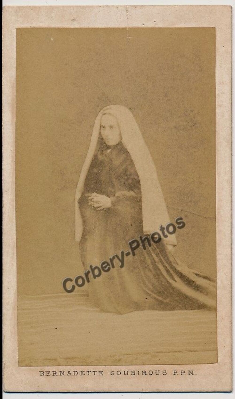 Portrait Bernadette Soubirous Photographie Viron &agrave; Lourdes 