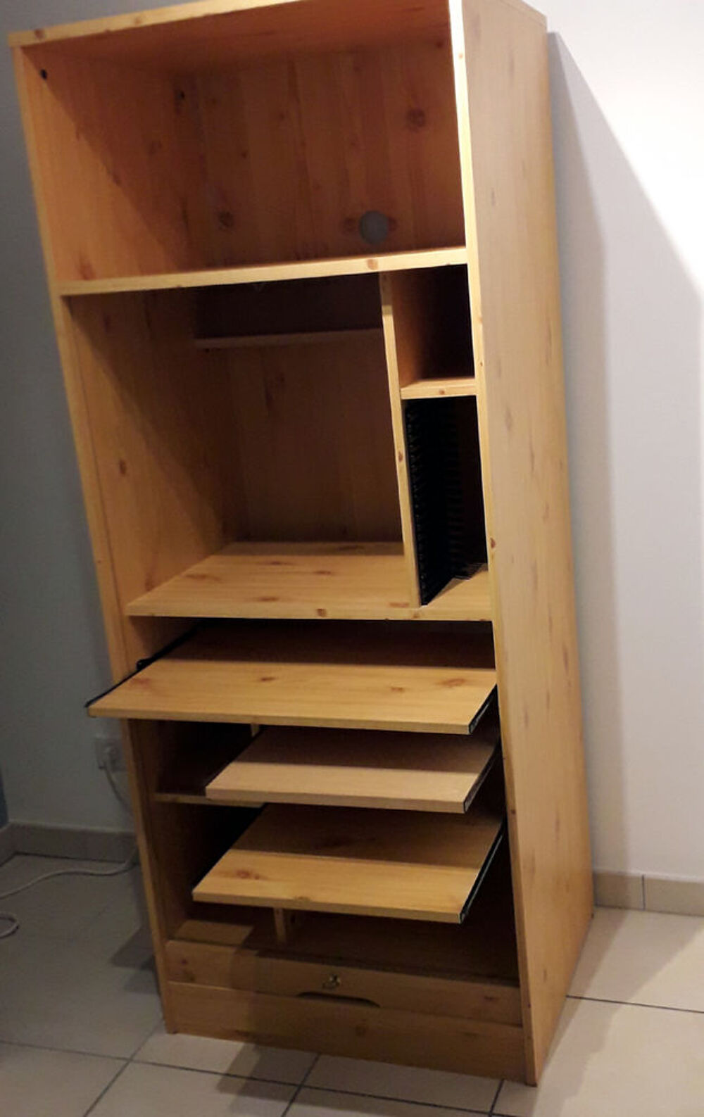 Meuble multim&eacute;dia en pin Meubles