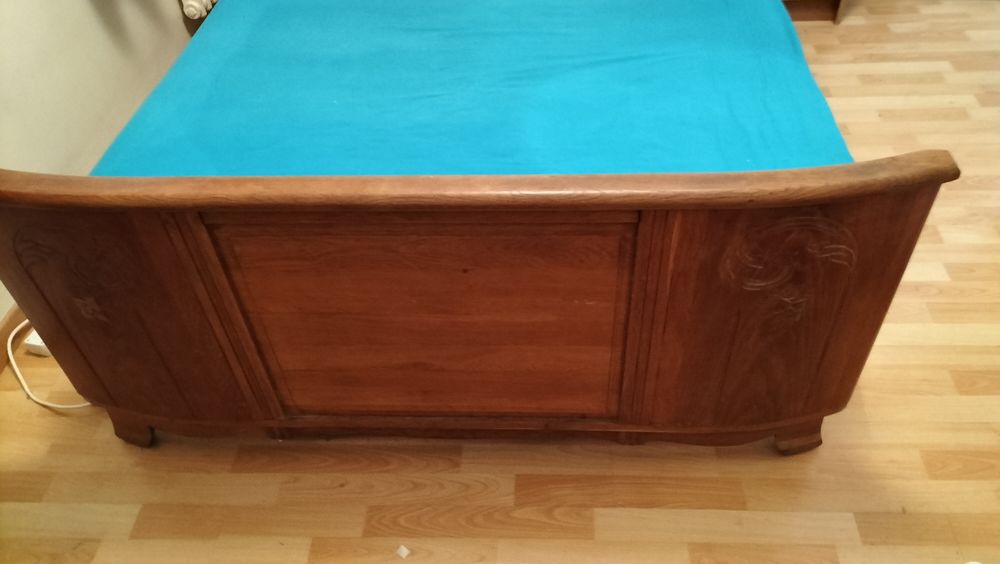 lit et armoire bois massif Meubles