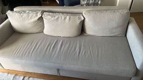 canap� FRIHITEN 3 places convertibles 150 Clichy (92)
