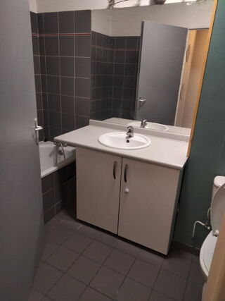  Appartement à louer 2 pièces 39 m²
