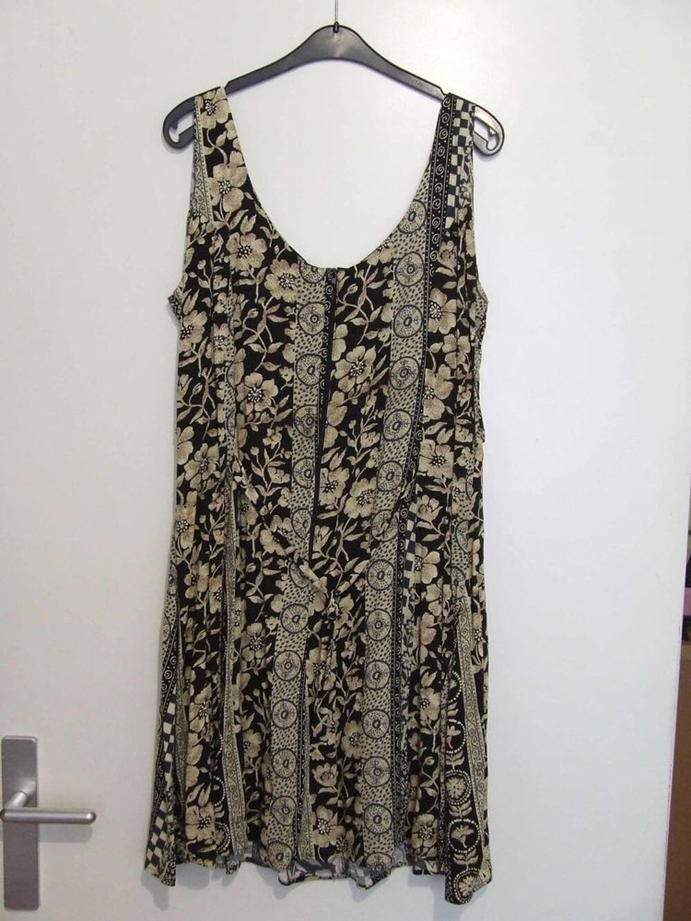 Robe &agrave; motifs, BASIC ONE, Noir et marron, T. 42, TBE Vêtements
