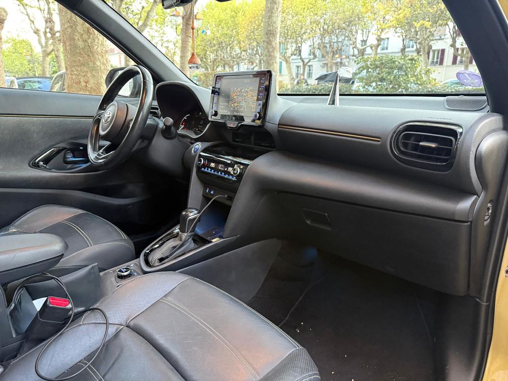 Yaris Cross Hybride 116h AWD-i Premi&egrave;re 2021 occasion 95880 Enghien-les-Bains