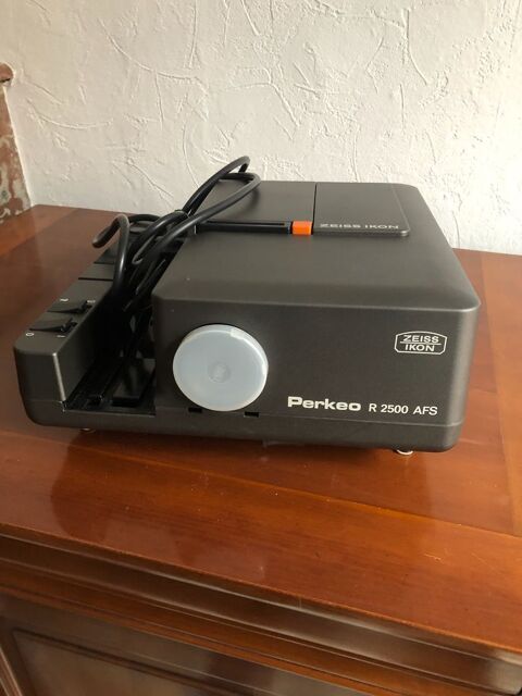 PROJECTEUR DE DIAPOS 0 Trith-Saint-L�ger (59)