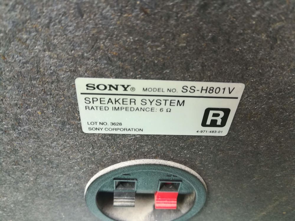 4 baffles Sony pour cha&icirc;ne Hi-Fi Audio et hifi
