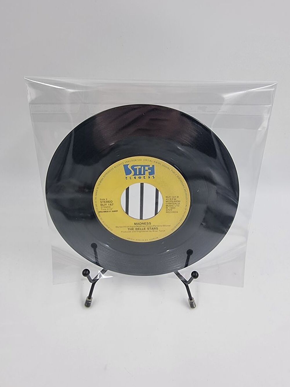 Vinyle 45 tours The Belle Stars : Madness / Sign of the... CD et vinyles