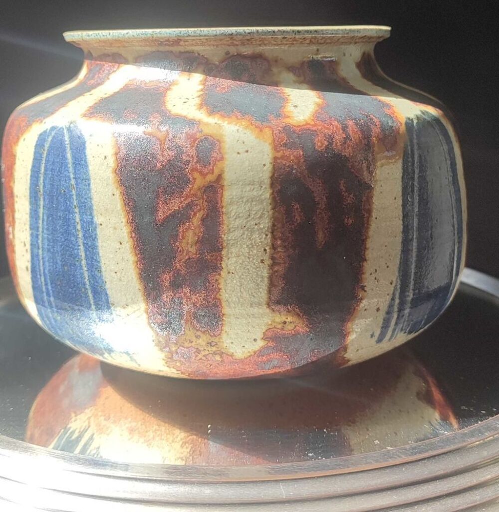 Vase Boule en Gr&egrave;s pyrit&eacute; sign&eacute; 