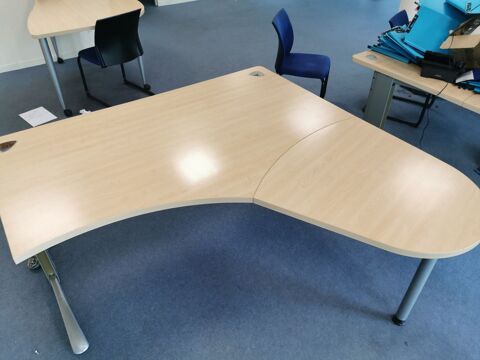 Bureau d'angle beige 70 Morlas (64)