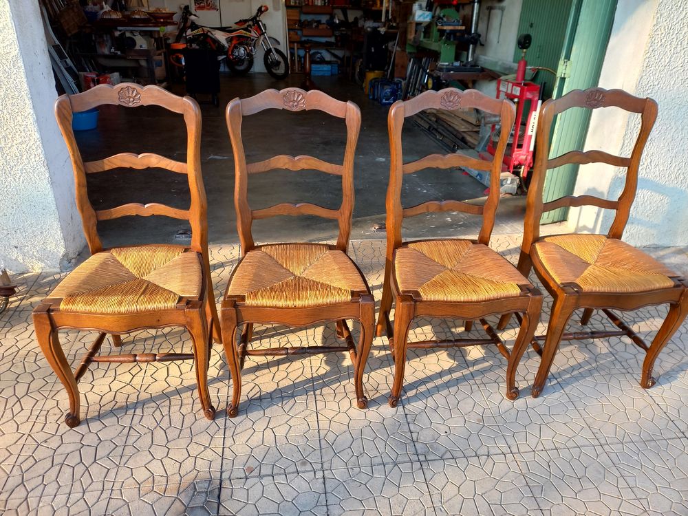 Lot 4 chaises Meubles